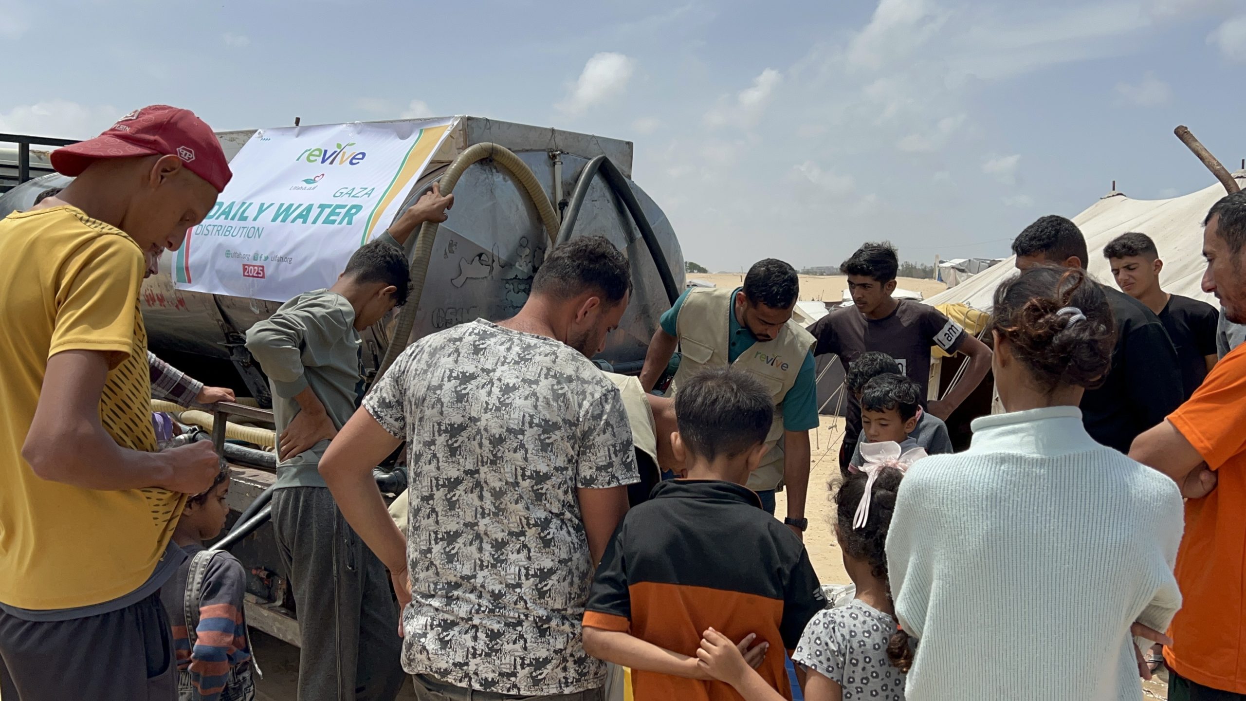 Gaza Siege: 100,000 Litres of Water Desperately Needed - Image 3