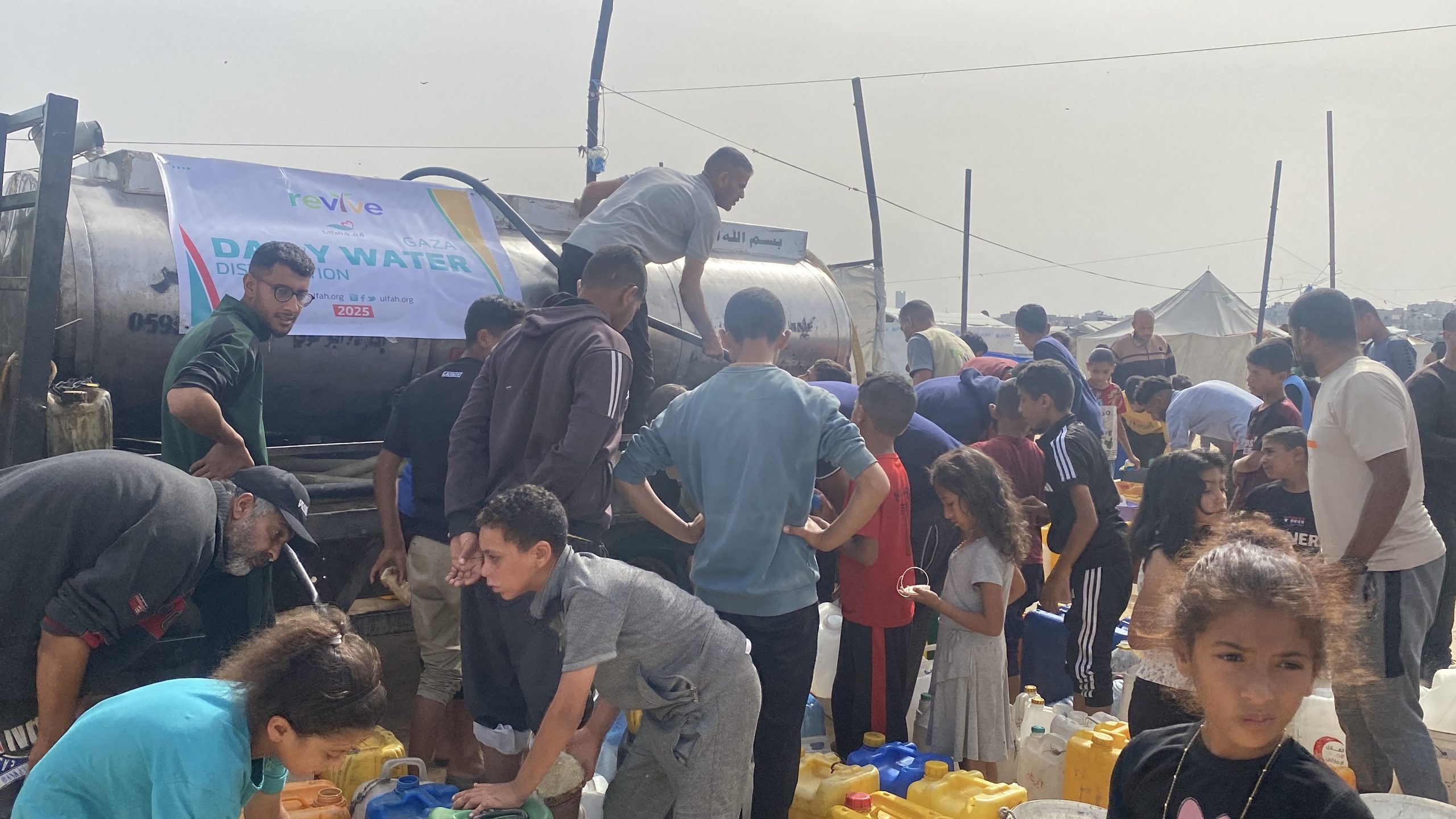 Gaza Siege: 100,000 Litres of Water Desperately Needed - Image 5